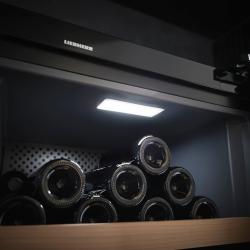 Stropn&eacute; LED osvetlenie